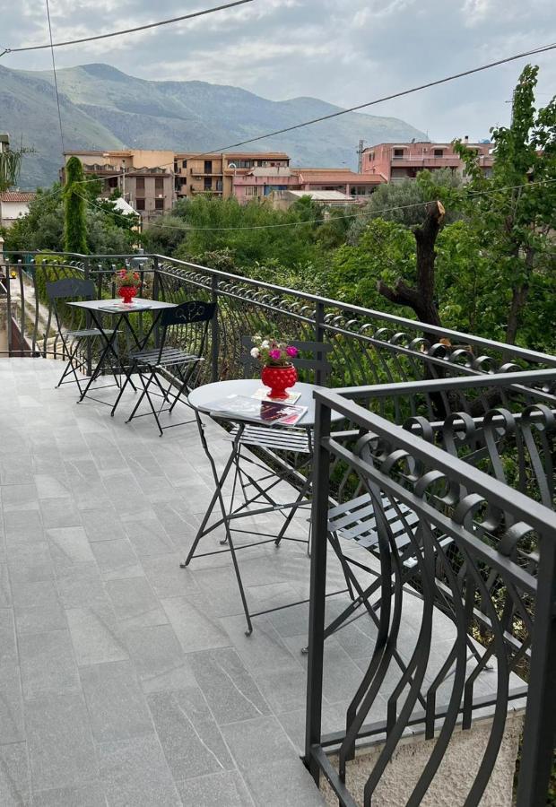 Bed and Breakfast Il Melograno Carini Exteriér fotografie